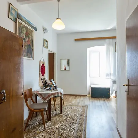 Perovic-double With External Bathroom And Sea View